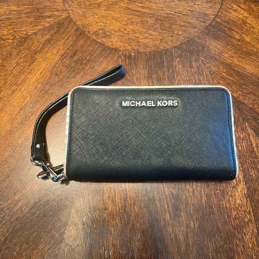 Michael Kors wallet